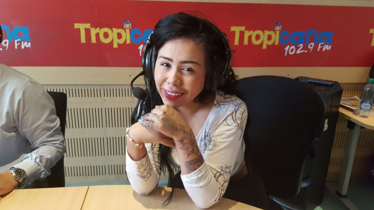 Yina Calderón Tropicana