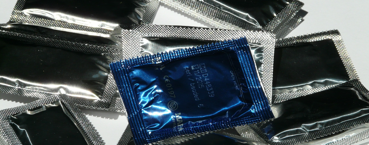 condones