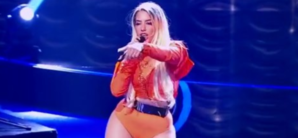 imitadora karol g