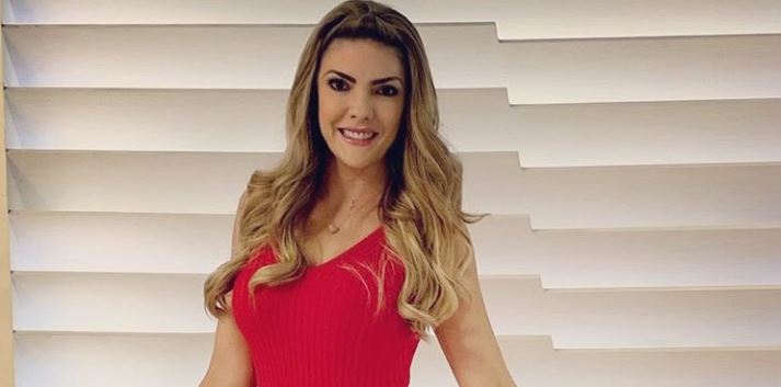 Ana Karina Soto exhibió su cuerpo en bikini y dejó suspirando a sus seguidores