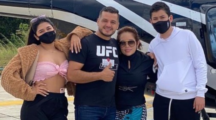 La hijastra de Sandra Barrios que cautiva las redes con su bikini