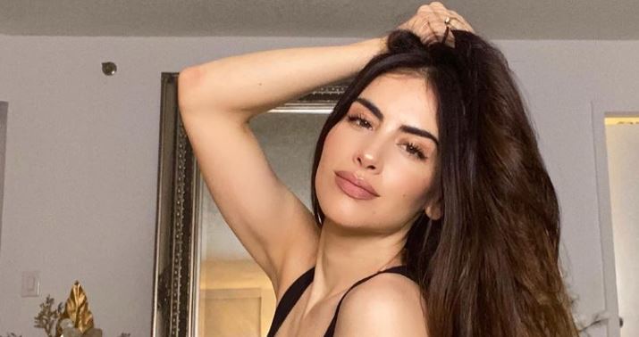 Jessica Cediel se quitó el sostén, se puso una minitanga y desbordó sensualidad en redes