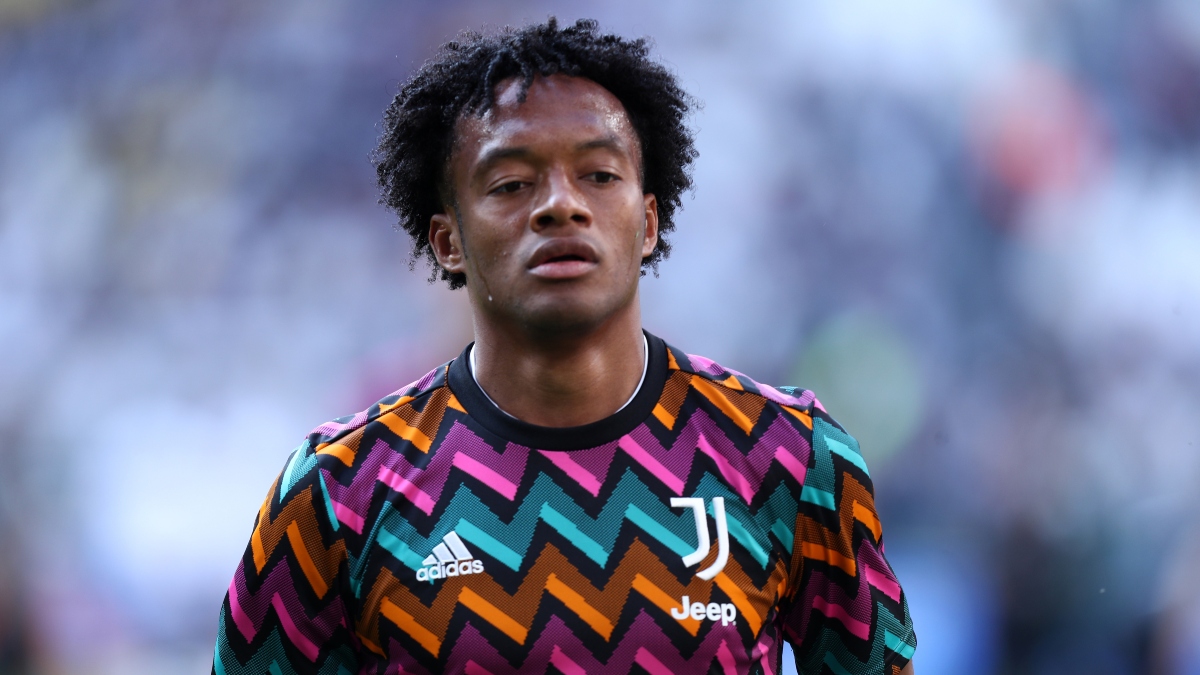 La selfie prohibida de Cuadrado con la que expuso a su compañero de equipo