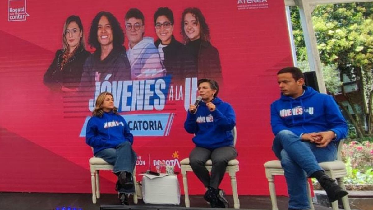 Jóvenes a la U