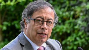 gustavo petro asperger