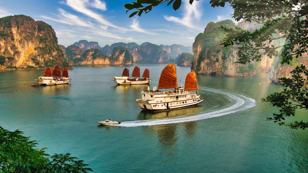 Paisaje de la Bahía de Halong en Vietnam (Foto vía Getty Images)